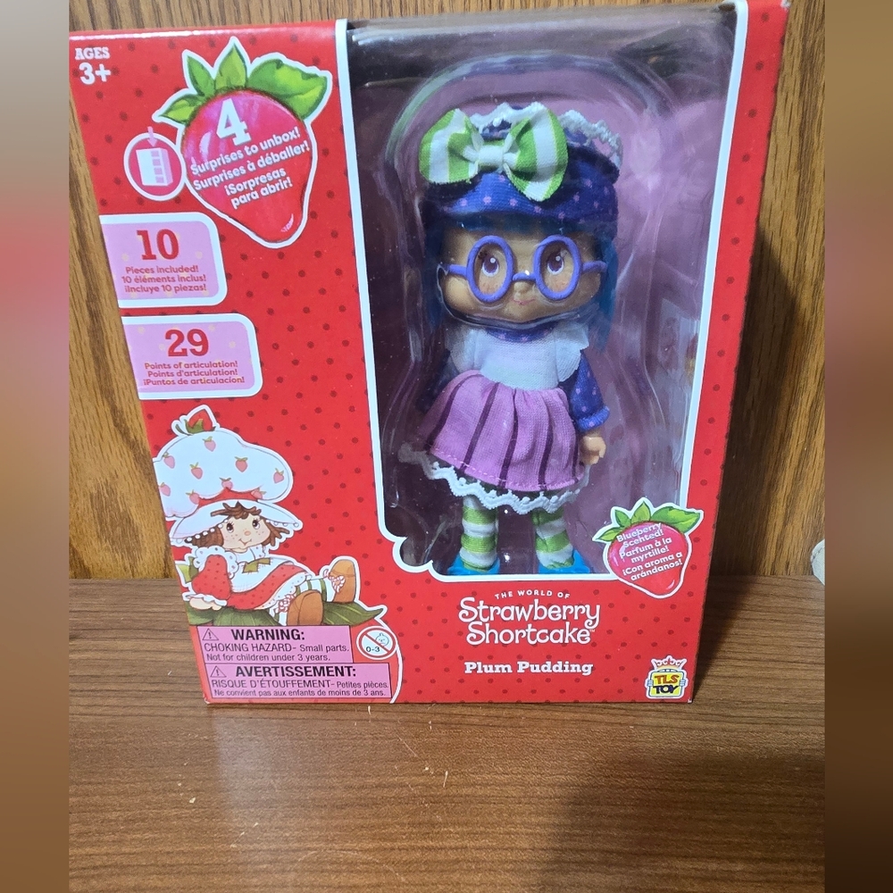 The World of Strawberry Shortcake Plum Pudding Doll - Purple & Pink Outfit